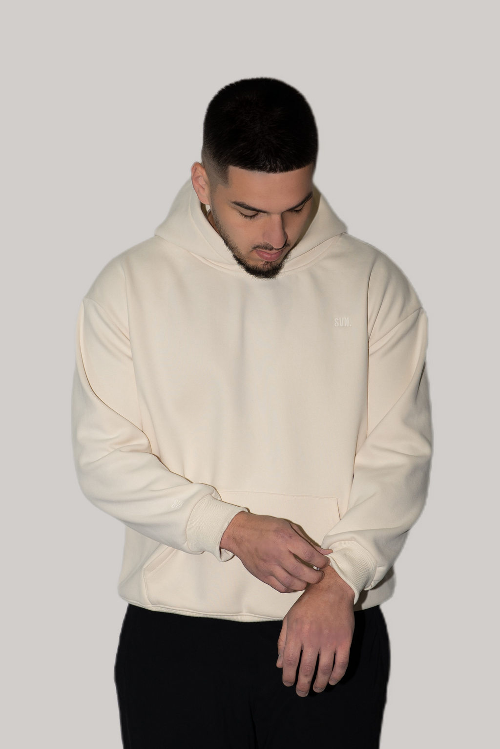 CORE 01. HOODIE