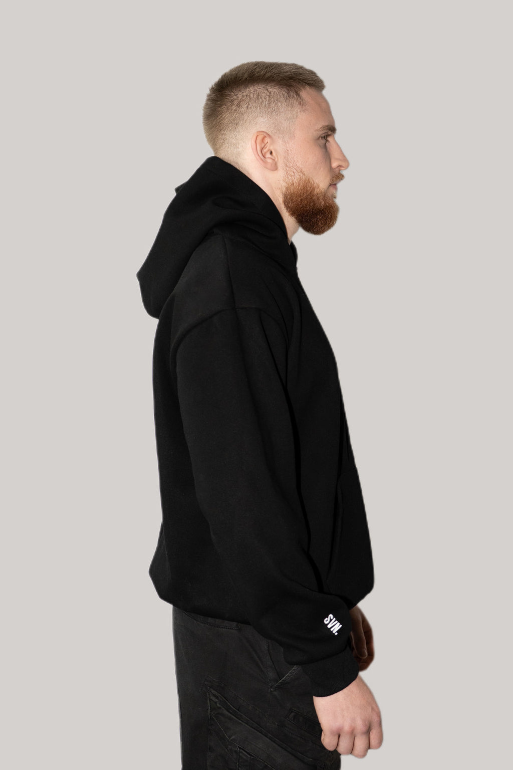 CORE 01. HOODIE